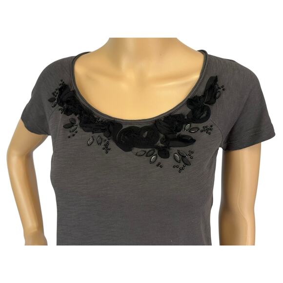 2/$30 J. Crew Embellished Jeweled Beaded Applique Top Gray 27742 Size XS - Picture 7 of 13